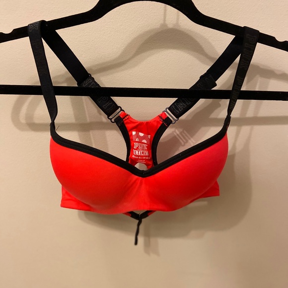 Victoria Secret PINK Ultimate push-up sports bra